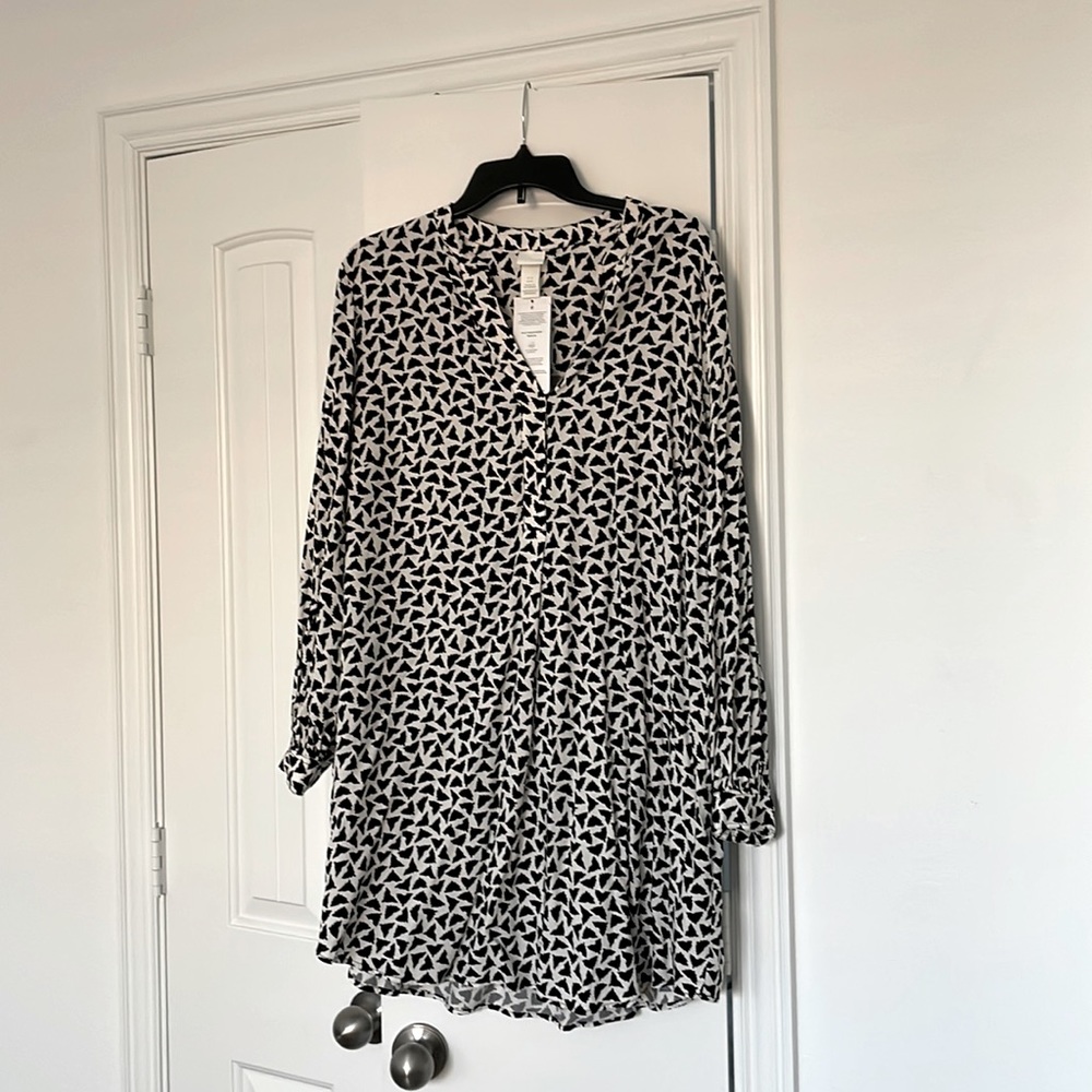 Womens dress black and off white size medium